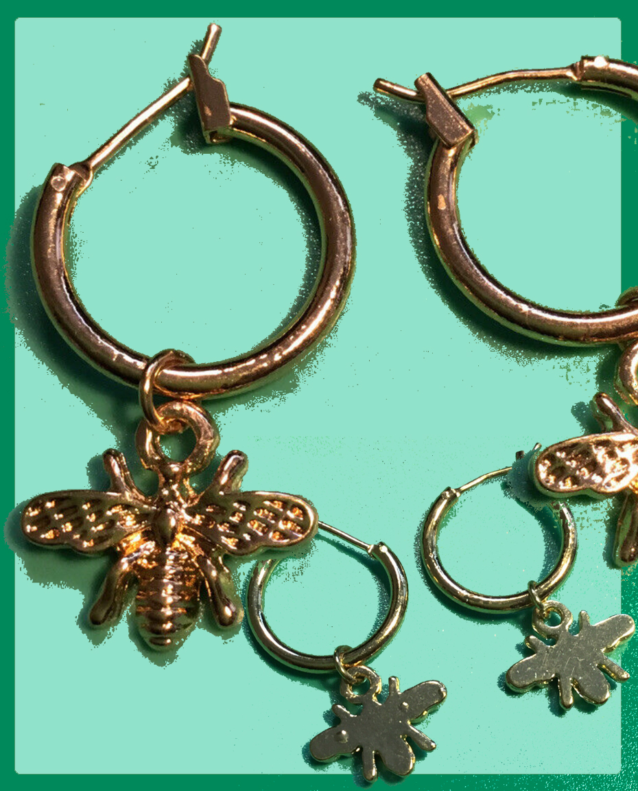 honey bee Cute gold metal hoop Earrings